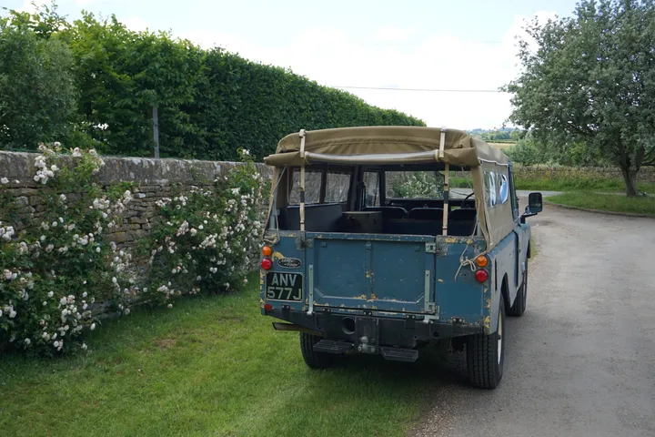 Wold & Wheel Land Rover Series 2a